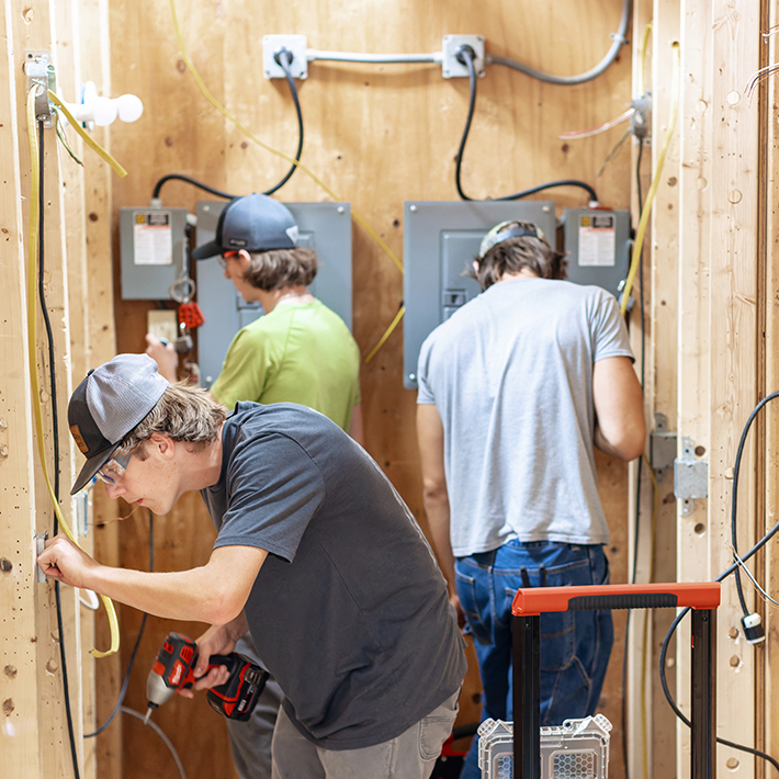 KVCC workforce electrical students